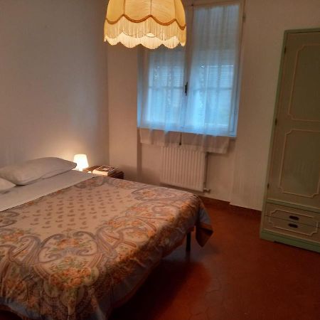 Casa Vacanza Villa Patrizia Follo Alto Eksteriør billede