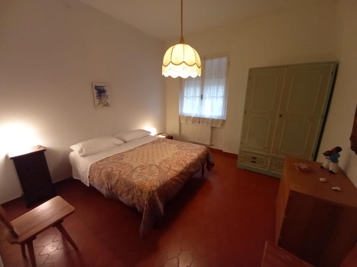 Casa Vacanza Villa Patrizia Follo Alto Eksteriør billede